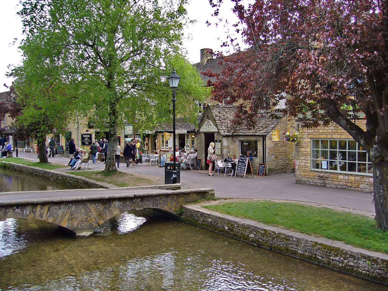 Bourton on the water